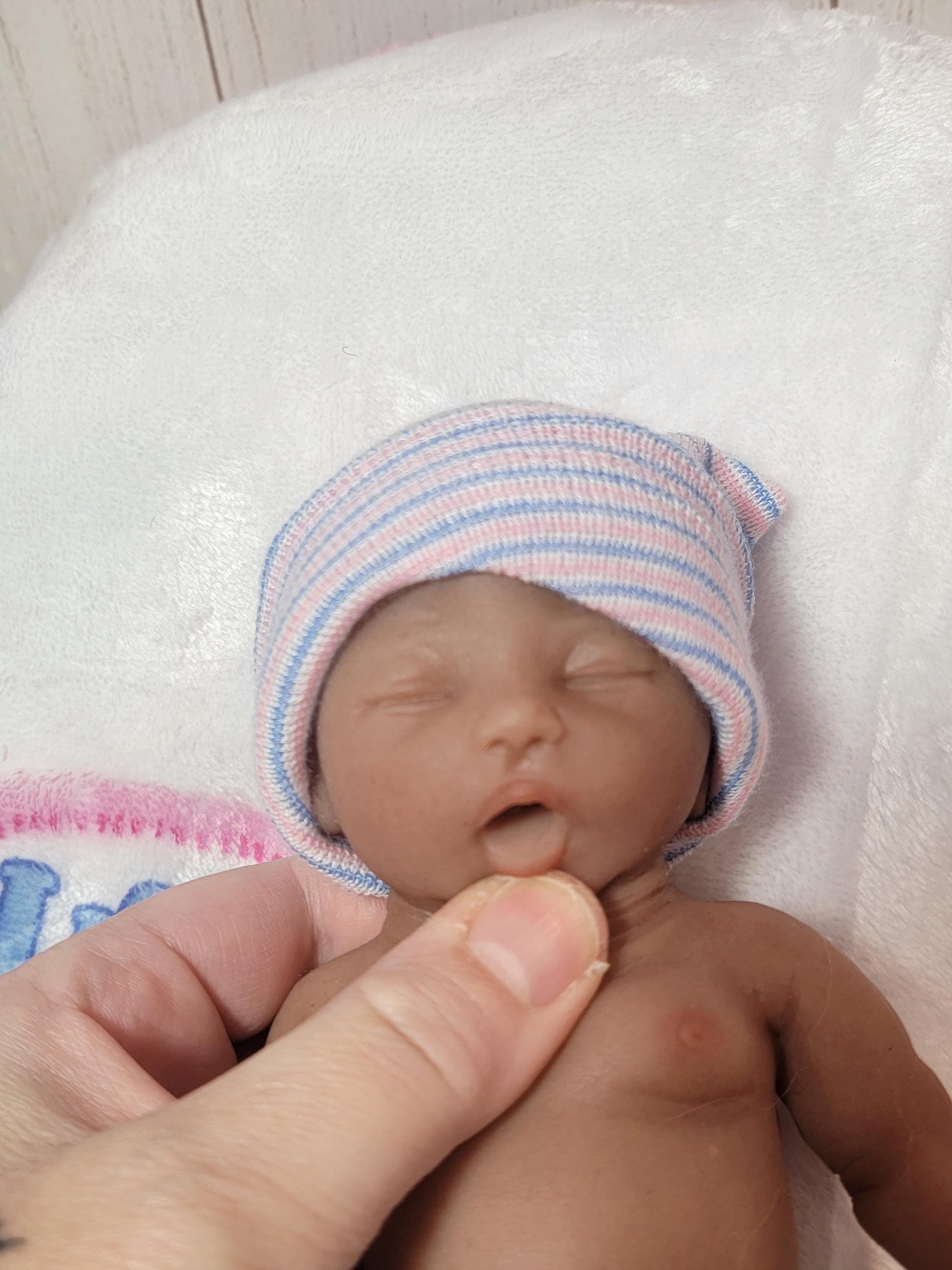 Handmade 8" Silicone Baby Doll - Izzy Enhanced Realism Edition