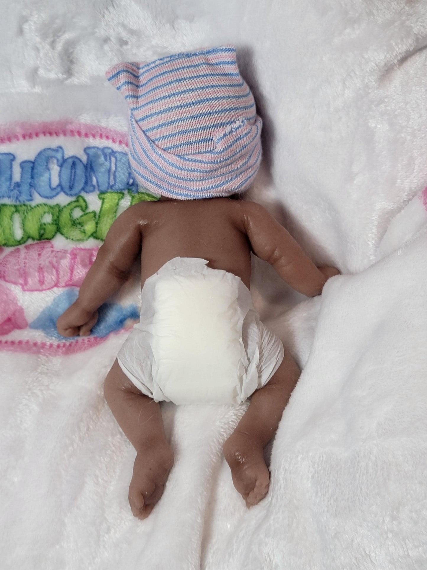 Handmade 8" Silicone Baby Doll - Izzy Enhanced Realism Edition